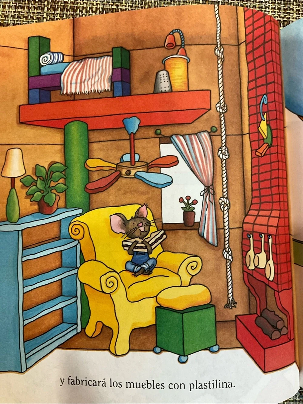 2children’s books in Spanish, NWT
